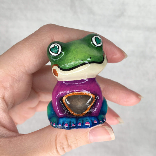 Oscar, Hand-painted Frog | Ceramics ceramics JPArtwork Jenny Pond